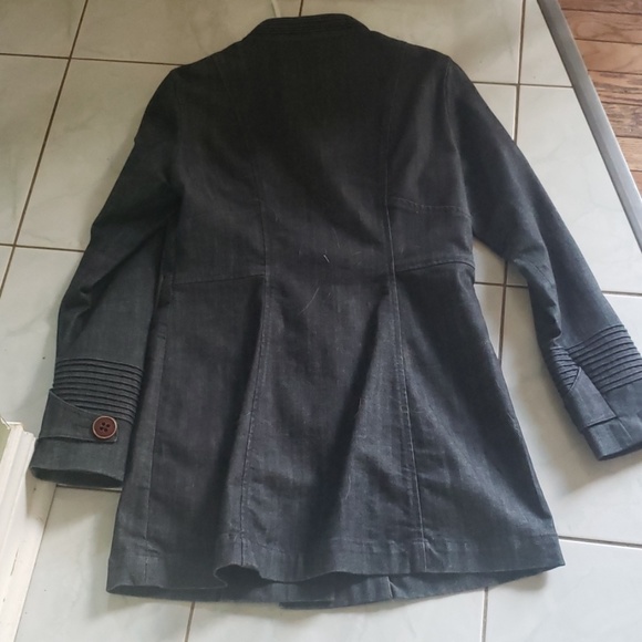 Mid thigh length Indigo Palms denim jacket. - Picture 3 of 3